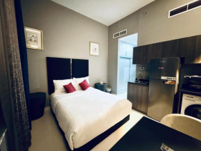 Trendy Studio, Ideal for Business or Leisure at Al Manara